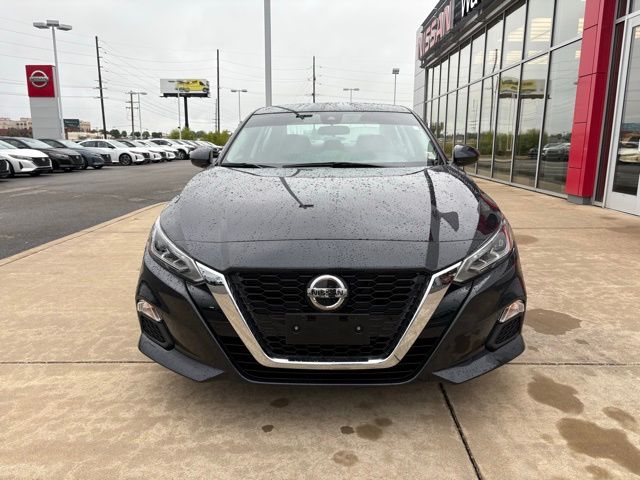 2021 Nissan Altima 2.5 SV photo 2