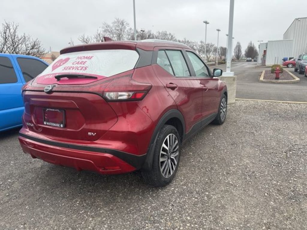 Used 2022 Nissan Kicks SV SUV