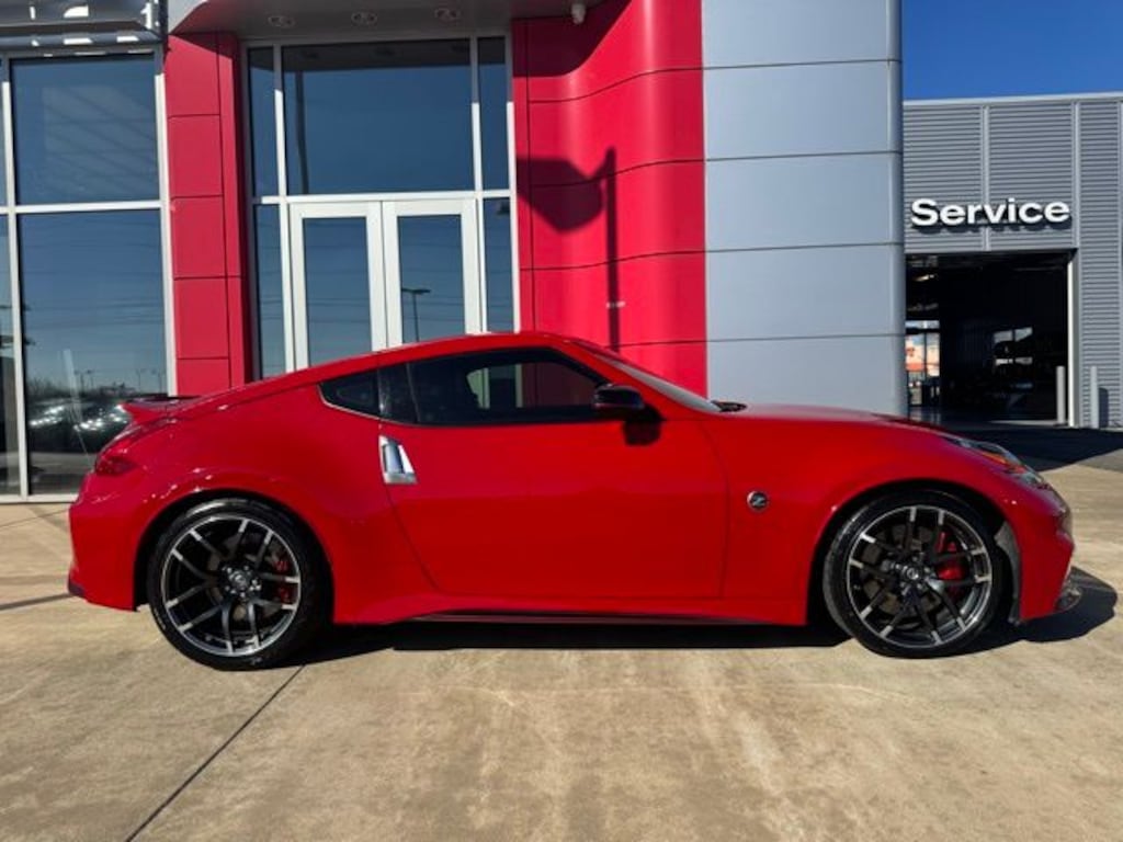 Used 2015 Nissan 370Z NISMO Tech Coupe