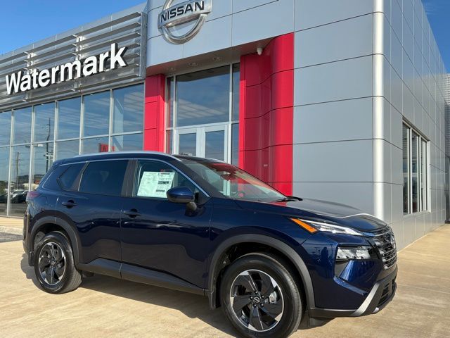 2026 Nissan Rogue SV's photo