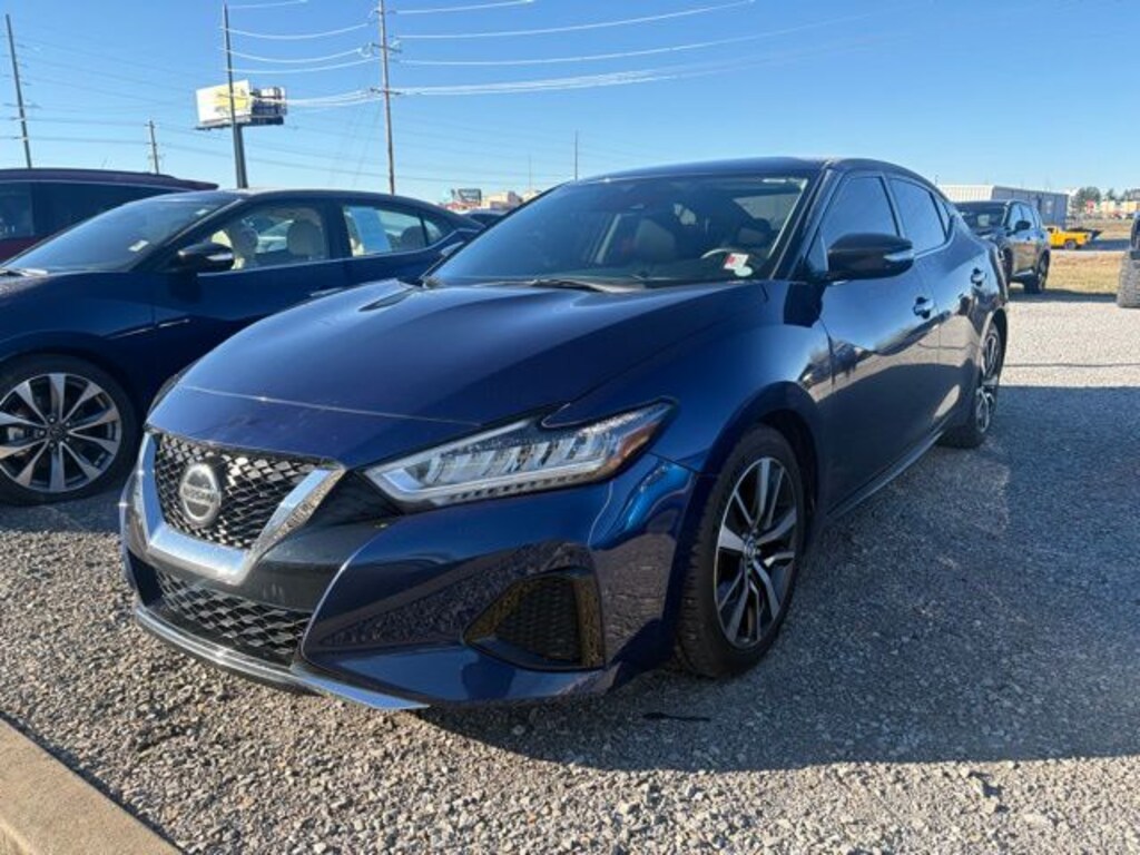 Used 2020 Nissan Maxima 3.5 SV Sedan