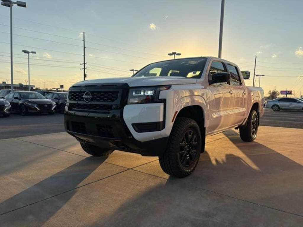 New 2026 Nissan Frontier SV Truck Crew Cab