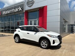 2025 Nissan Kicks Play S SUV