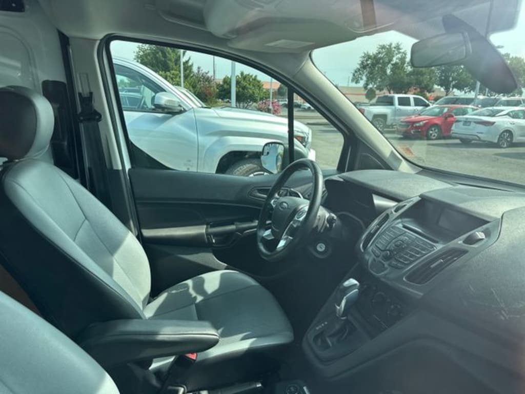 Used 2017 Ford Transit Connect XL w/Rear Liftgate Van