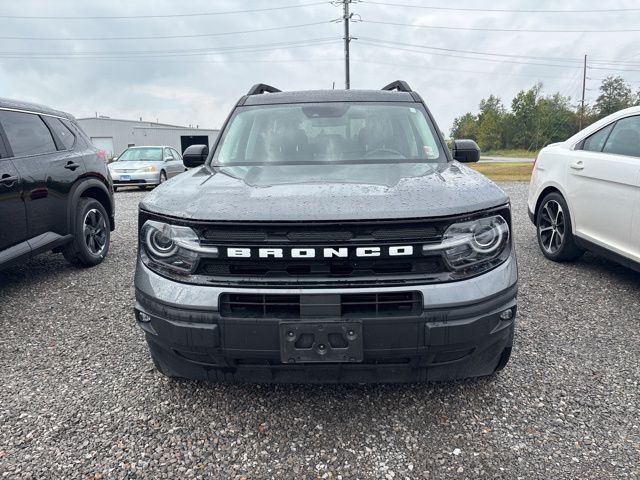 2022 Ford Bronco Sport Outer Banks photo 2
