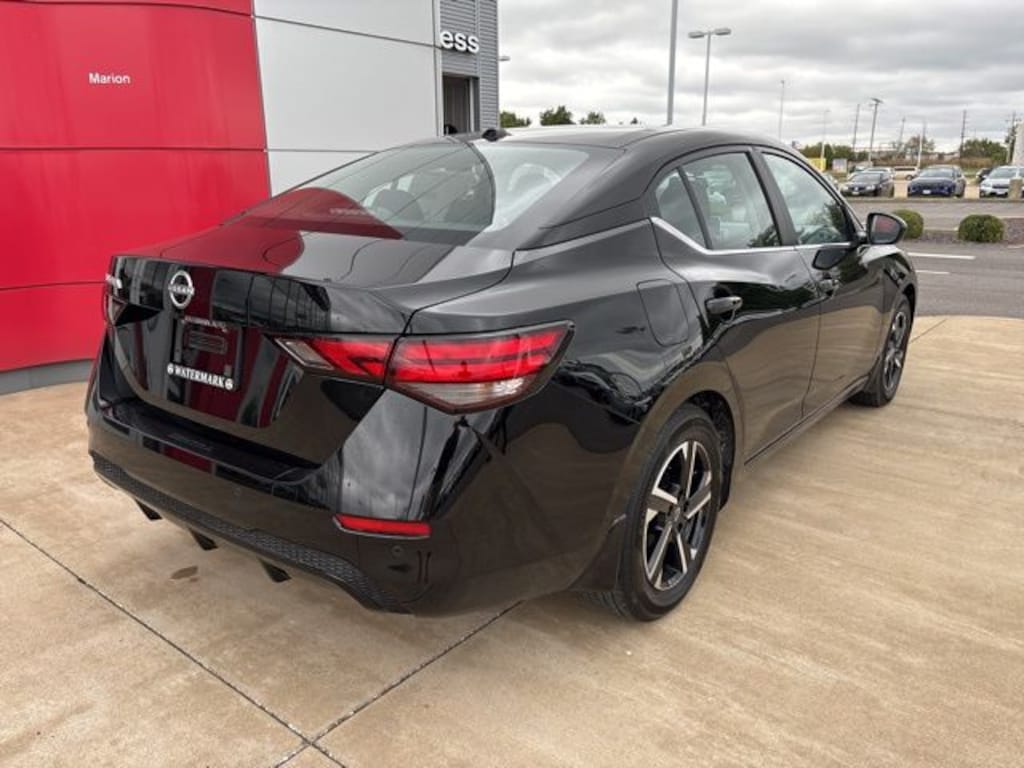 New 2025 Nissan Sentra SV Sedan