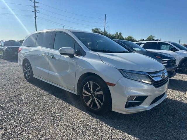 2018 Honda Odyssey Elite's photo