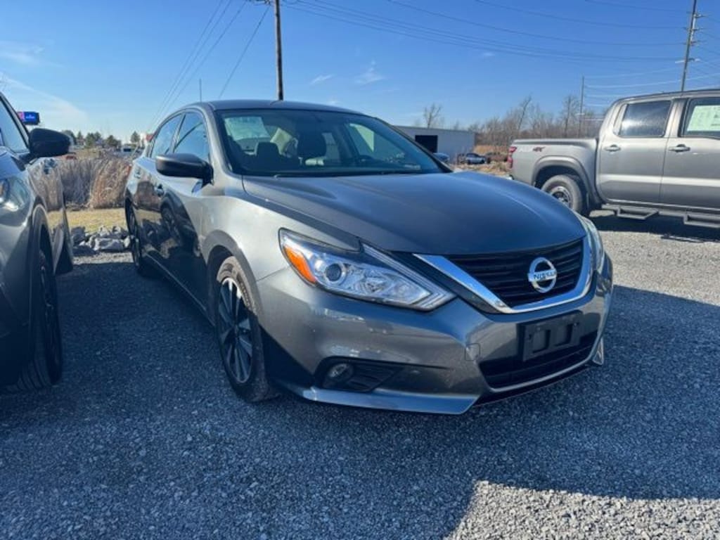 Used 2018 Nissan Altima 2.5 SV Sedan