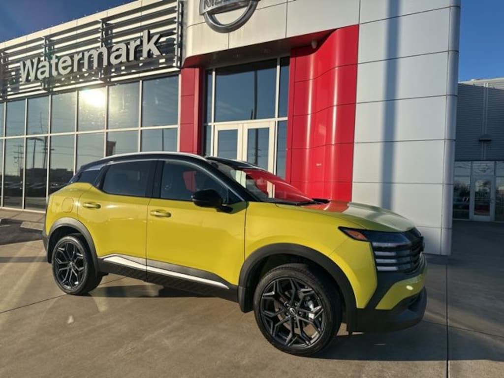 New 2026 Nissan Kicks SR SUV