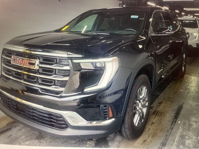 2025 GMC Acadia Elevation FWD's photo