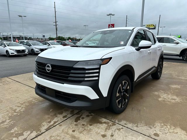 2025 Nissan Kicks SV photo 3
