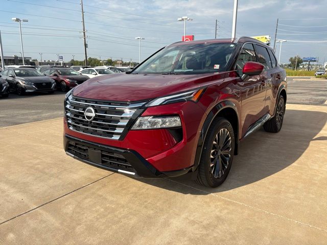 2026 Nissan Rogue Platinum photo 4