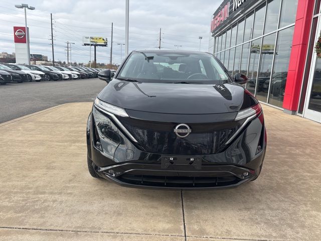 2023 Nissan ARIYA Platinum photo 3