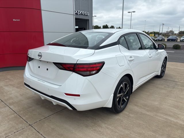 2025 Nissan Sentra SV photo 4