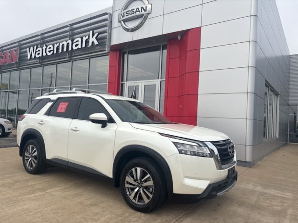 Certified 2024 Nissan Pathfinder SL SUV