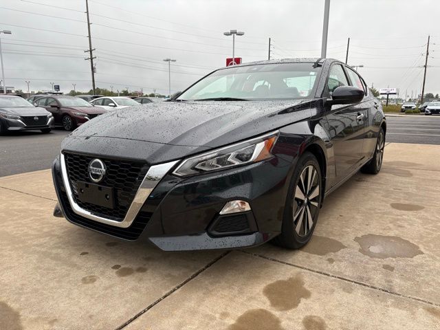 2021 Nissan Altima 2.5 SV photo 3
