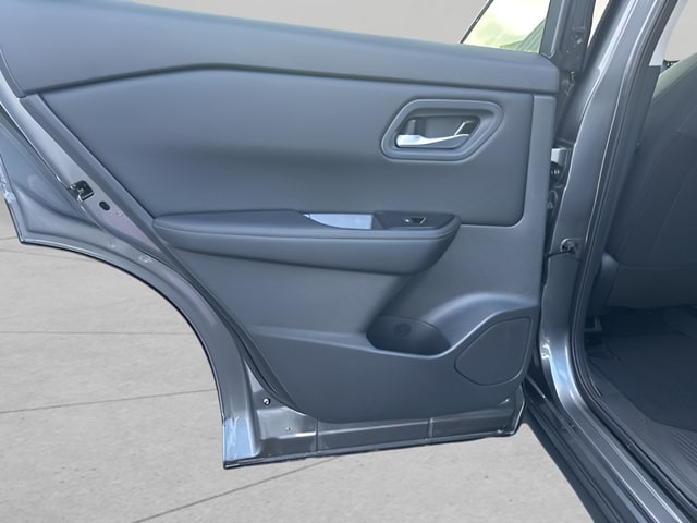 2026 Nissan Rogue SV - Photo 31