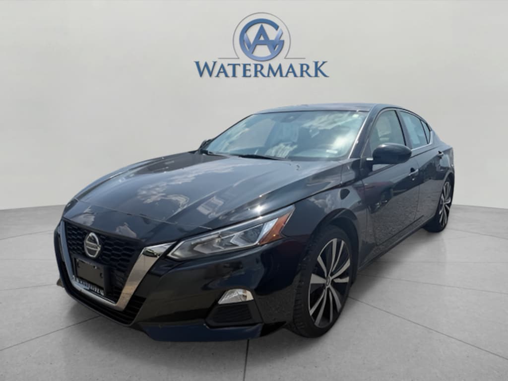 Used 2022 Nissan Altima 2.5 SR Sedan