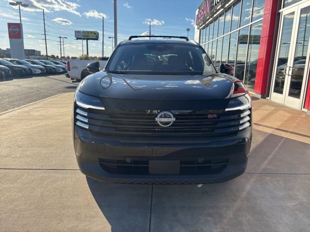 New 2026 Nissan Kicks SR SUV