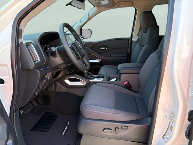 2026 Nissan Frontier SV - Photo 9