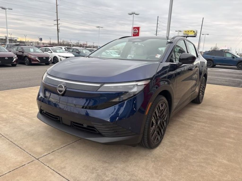 New 2026 Nissan LEAF PLATINUM+ SUV