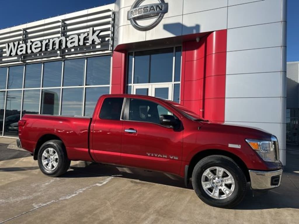 Used 2018 Nissan Titan SV Truck King Cab