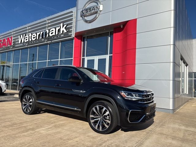 2021 Volkswagen Atlas Cross Sport SEL R-Line's photo