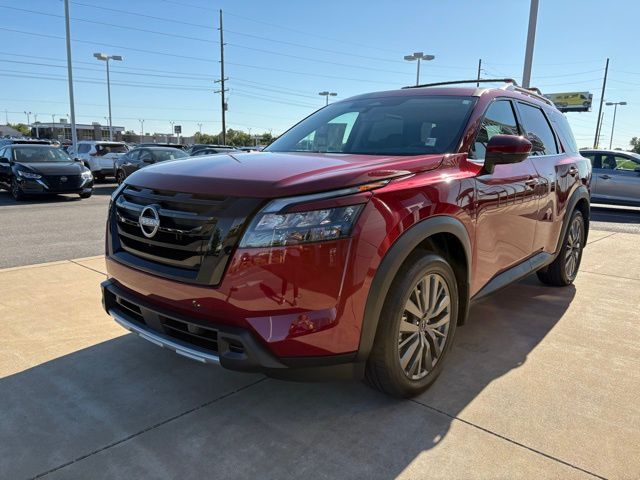2025 Nissan Pathfinder SL photo 4