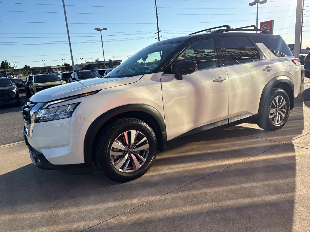 2022 Nissan Pathfinder
