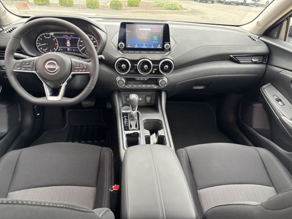 New 2025 Nissan Sentra SV Sedan
