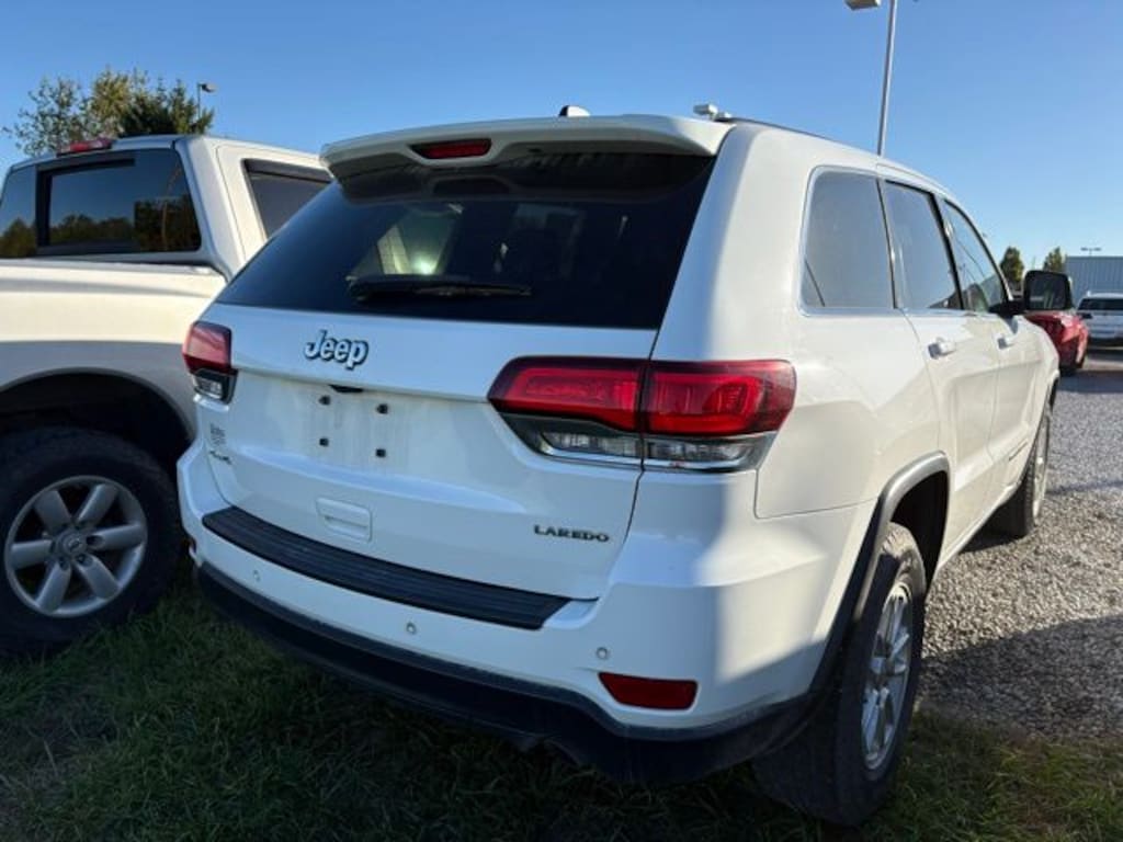 Used 2020 Jeep Grand Cherokee Laredo SUV