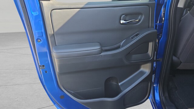 2024 Nissan Frontier SV - Photo 17
