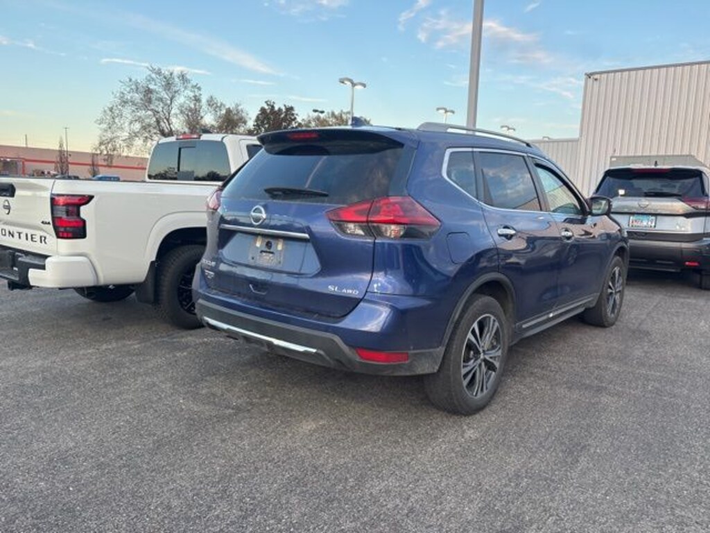 Used 2018 Nissan Rogue SL SUV