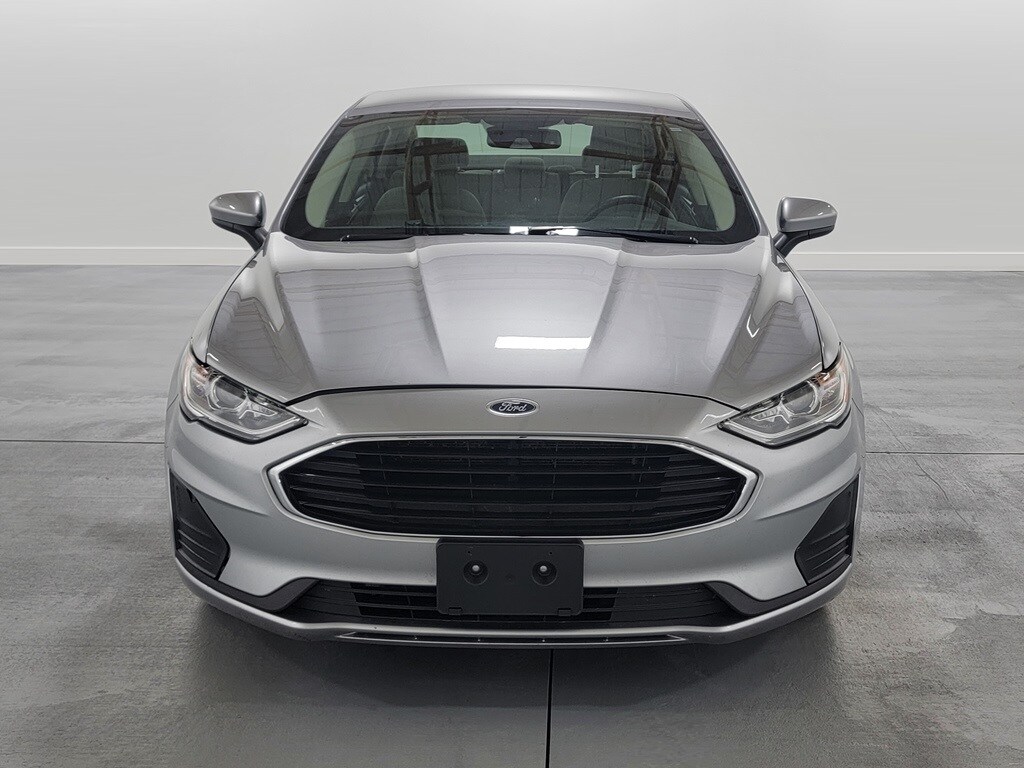 2020 Ford Fusion S photo 3
