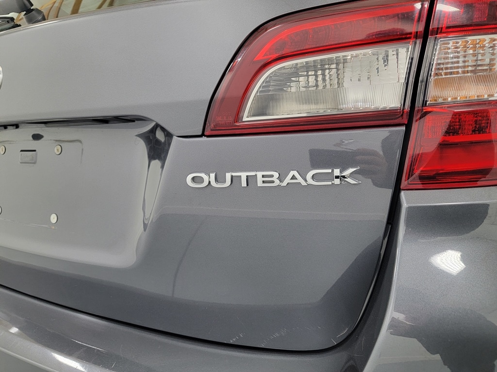 2018 Subaru Outback Base - Photo 8