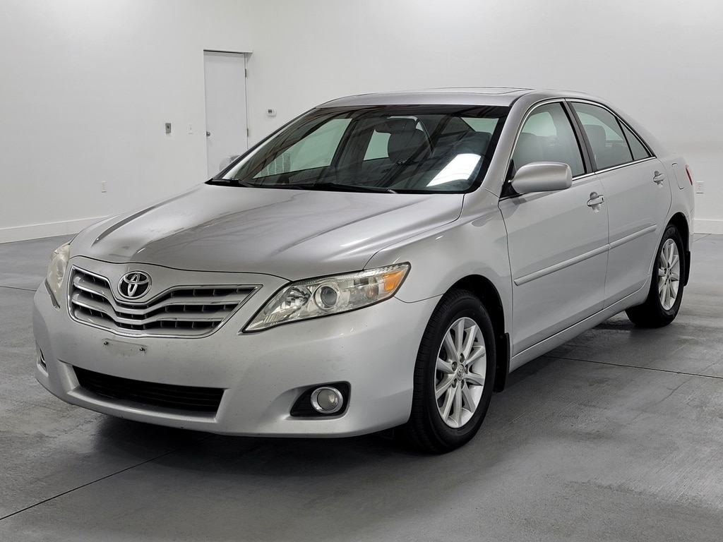 Used 2011 Toyota Camry XLE Sedan