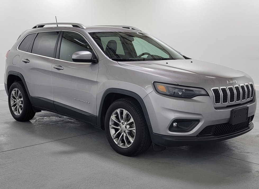 Used 2019 Jeep Cherokee Latitude Plus with VIN 1C4PJLLB8KD201988 for sale in Marion, IL