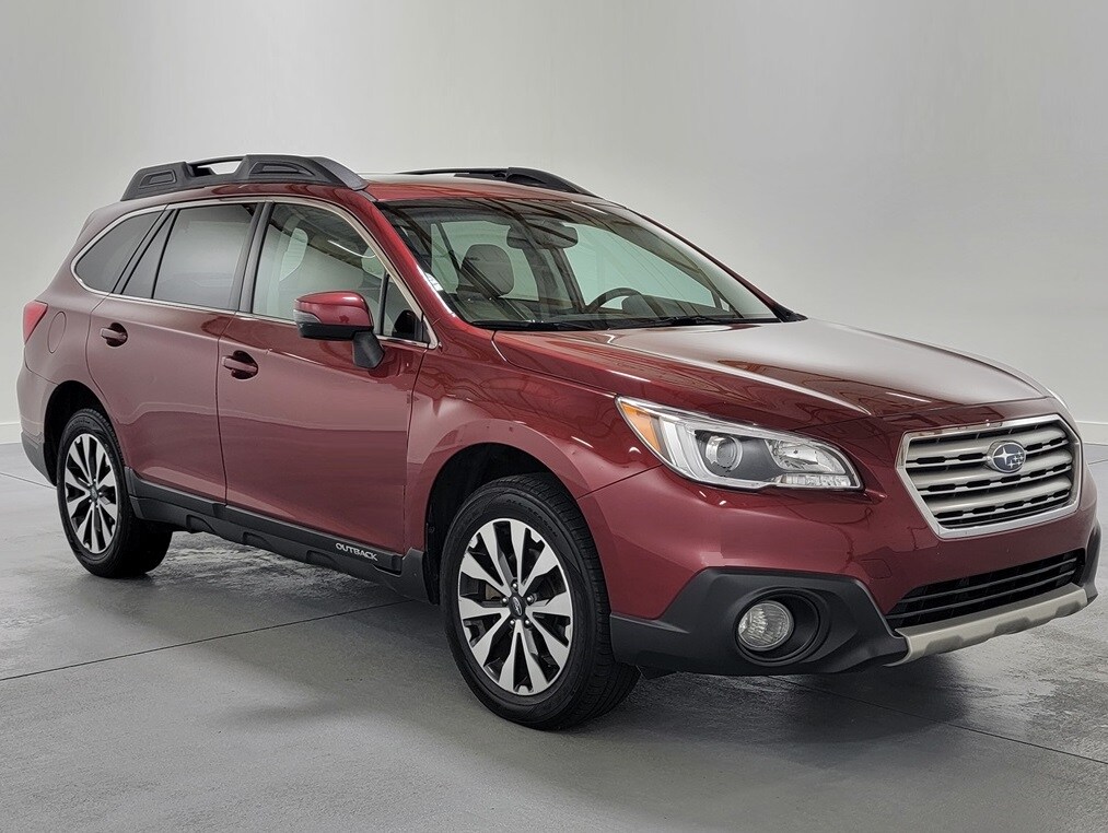2015 Subaru Outback 2.5i photo 2