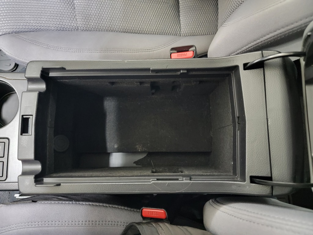2018 Subaru Outback Base - Photo 21