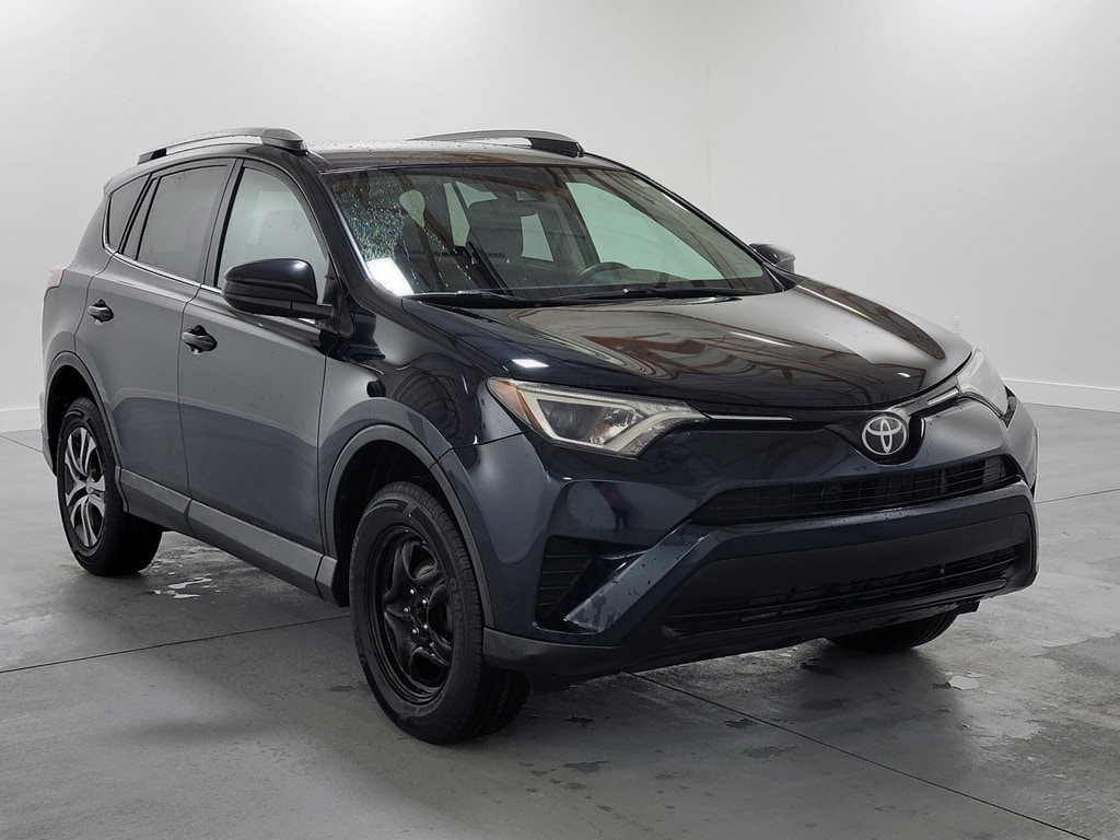 Used 2018 Toyota RAV4 LE SUV