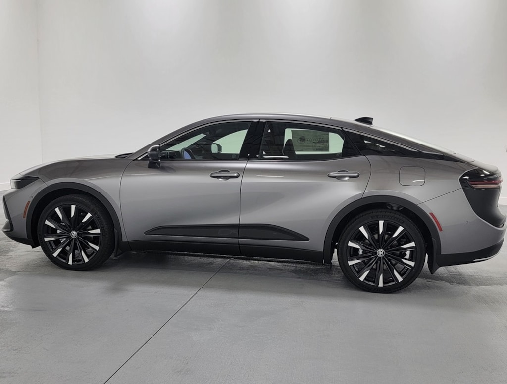 New 2026 Toyota Crown Platinum PLATINUM