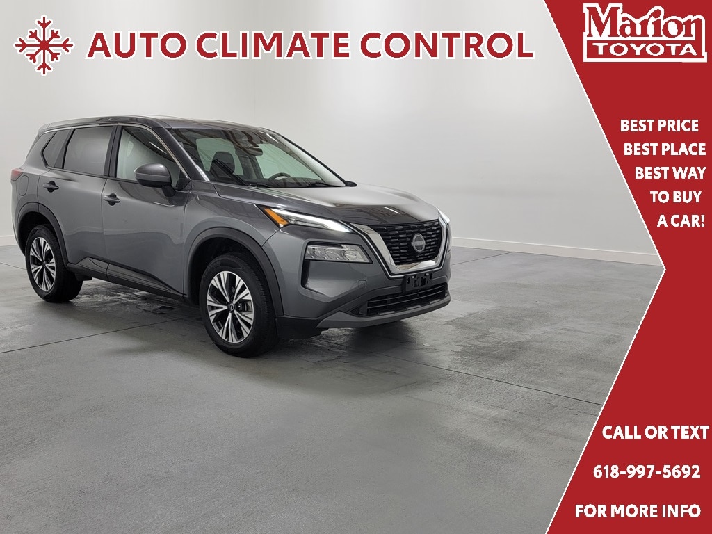 2023 Nissan Rogue SV's photo