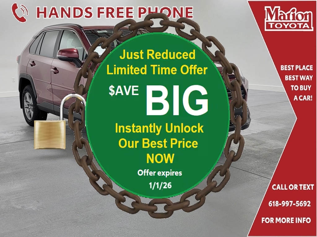 2025 Toyota RAV4 XLE's photo