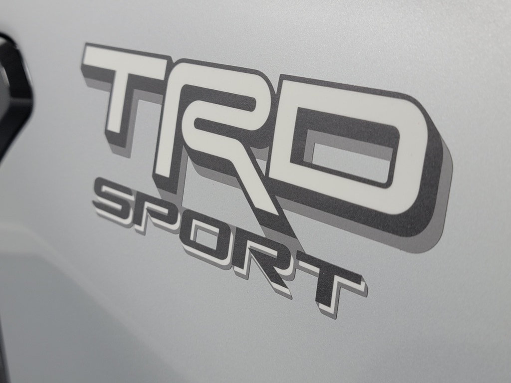 2025 Toyota Tacoma TRD Sport - Photo 7