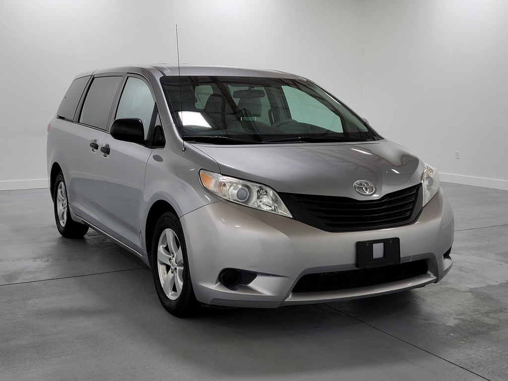 Used 2011 Toyota Sienna Base with VIN 5TDZK3DC2BS025537 for sale in Marion, IL