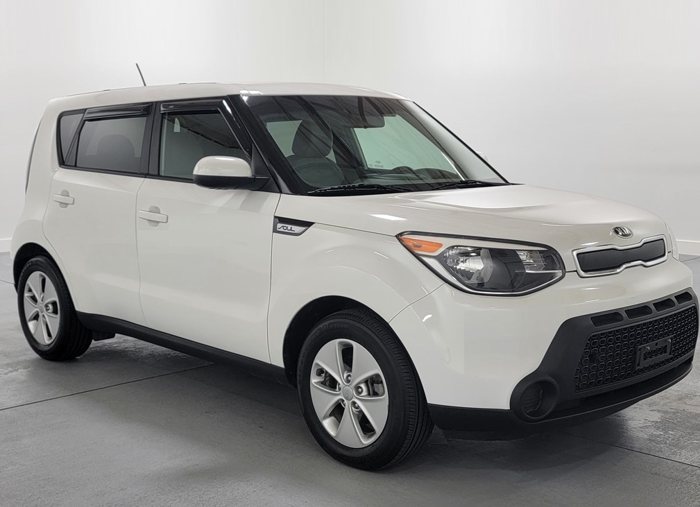 Used 2016 Kia Soul Base with VIN KNDJN2A29G7352772 for sale in Marion, IL