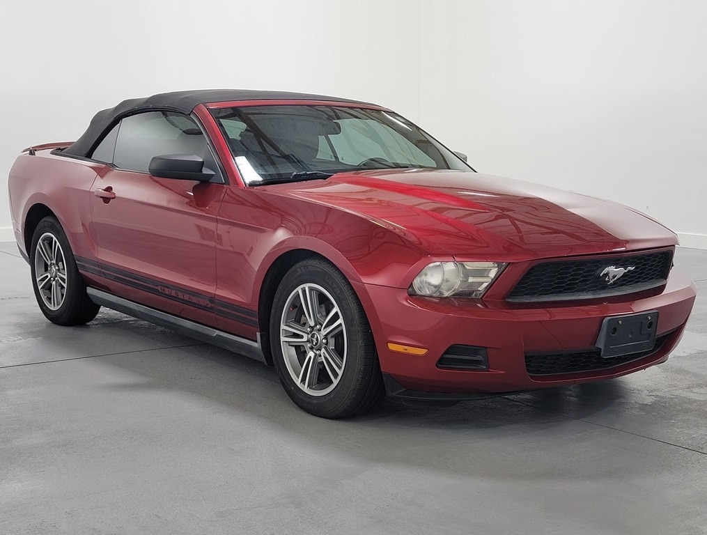 Used 2010 Ford Mustang V6 with VIN 1ZVBP8EN7A5110147 for sale in Marion, IL