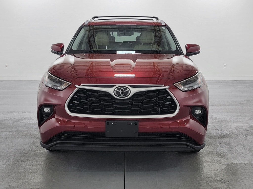 Used 2022 Toyota Highlander XLE SUV