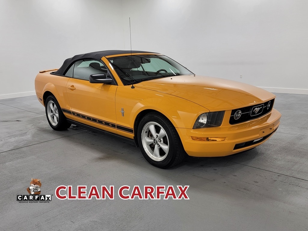 Used 2007 Ford Mustang Deluxe with VIN 1ZVFT84NX75365107 for sale in Marion, IL