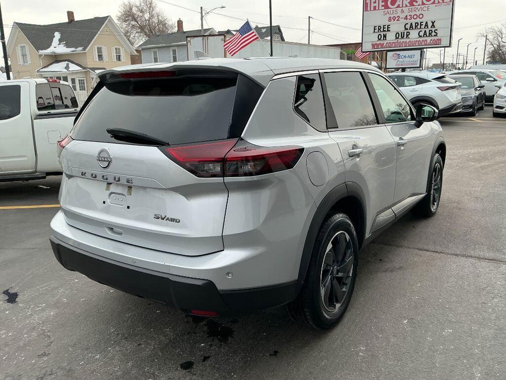 Used 2024 Nissan Rogue SV SUV
